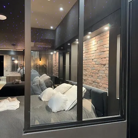 Loft Room38 Bed & Breakfast
