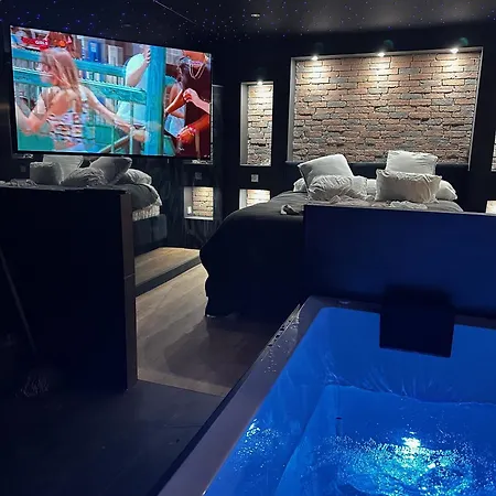 לינה וארוחת בוקר Loft Room38 וורפ