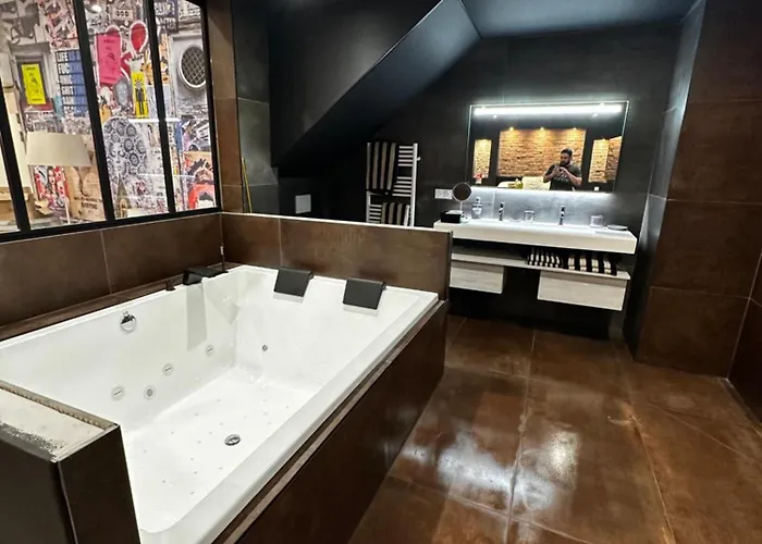 Loft Room38 Bed & Breakfast